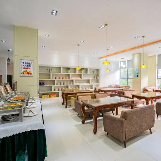 暖城北海 | 广西北海银滩艾琳度假酒店（侨港国际客运港店）旅居￥1199起/单人7晚，2人起订，漫步细软银滩，沐浴21°暖阳，开启诗意海居 商品图8