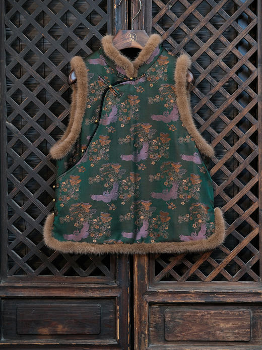 盛唐婧 |国风织锦梅花仙鹤纹马甲 商品图1