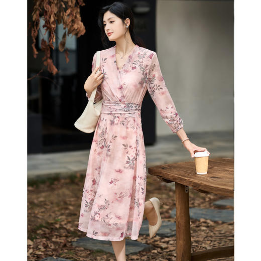 【山茶花连衣裙】2026春季慵懒松弛温柔风修身碎花裙3541 商品图1