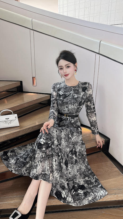 顺圣紫、漆黑色~连衣裙HJ3S57 商品图0