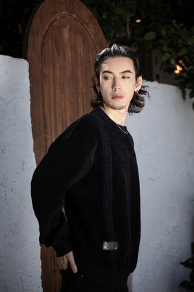 W432164261肌理圆领卫衣