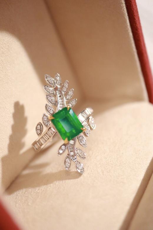 1.78ct 祖母绿戒指 商品图6