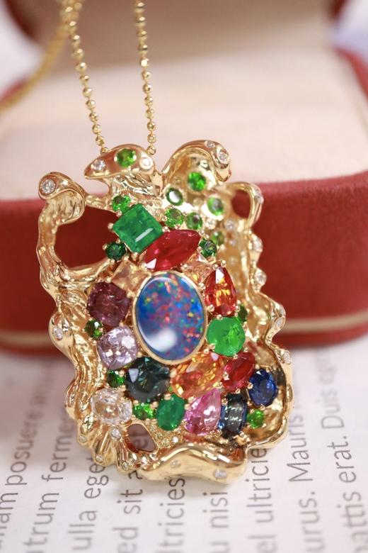 8.275ct 彩宝欧泊吊坠 商品图6