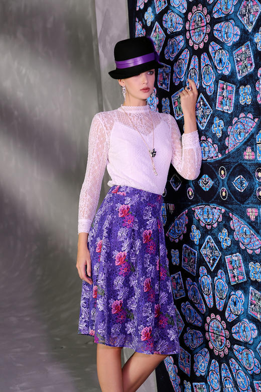 白色T恤3T6215（不含打底吊带）--太阳窗的幻想--《因汉而生--哥特》 商品图5