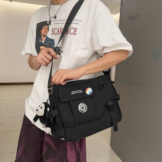 新款斜挎包男士潮牌日系工装挎包 帆布学生邮差包女百搭休闲单肩包 商品图2