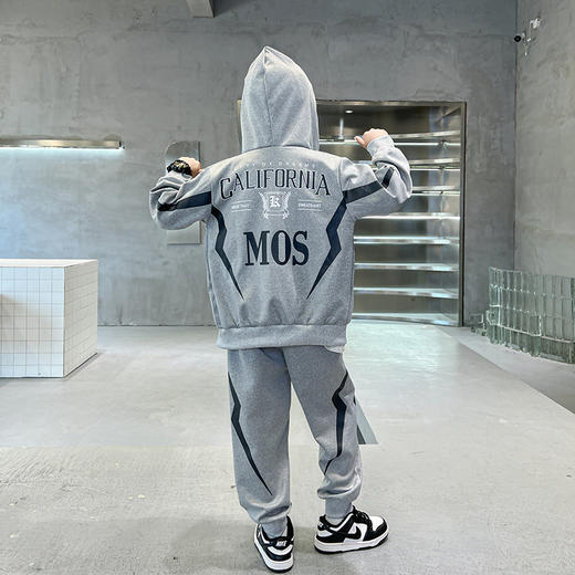 【YW】无忧购韩范炸街小男孩连帽卫衣中大童两件套（截单后7天发货)25年清仓捡漏 商品图12