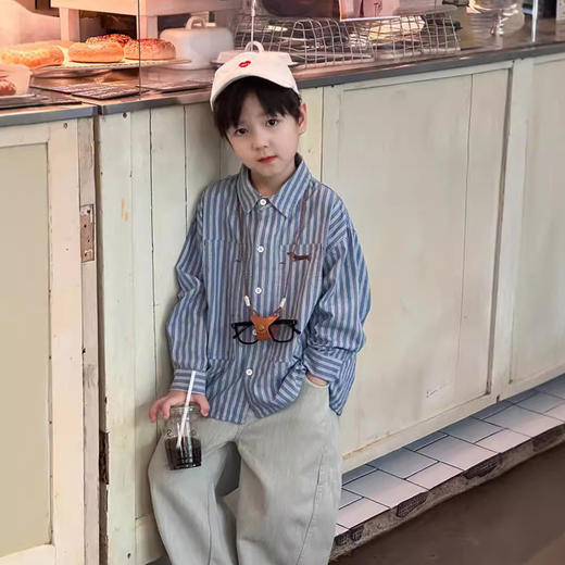 艾摩贝贝儿童衬衫2024秋男童帅气竖条纹刺绣翻领上衣中大童衬衣潮 商品图1