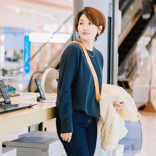 【现货】Loi男女同款中性款羊绒衣100%山羊绒 商品图4