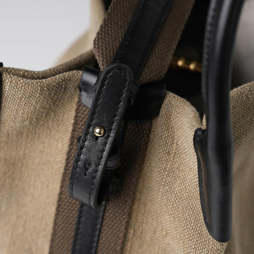 ROMI STUDIO“率性从容”牛皮拼黄麻混纺大容量手提水桶包 434T3006 商品图1