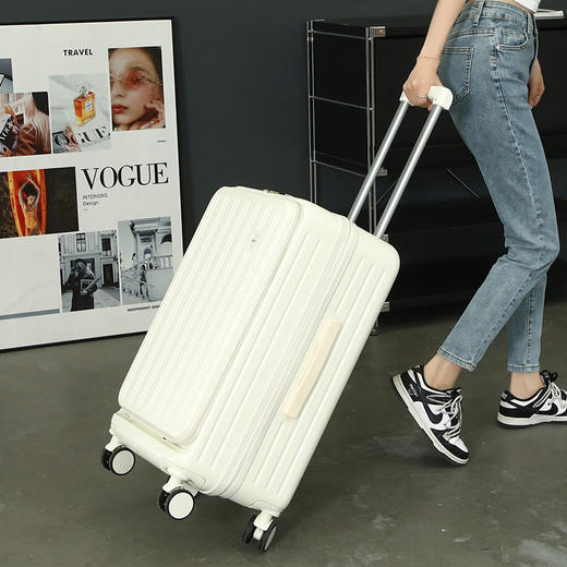 【超轻复合材质 不爆箱不变形】多功能前置开口超轻行李箱20/24寸（USB充电  便携杯架  分区收纳） 商品图5