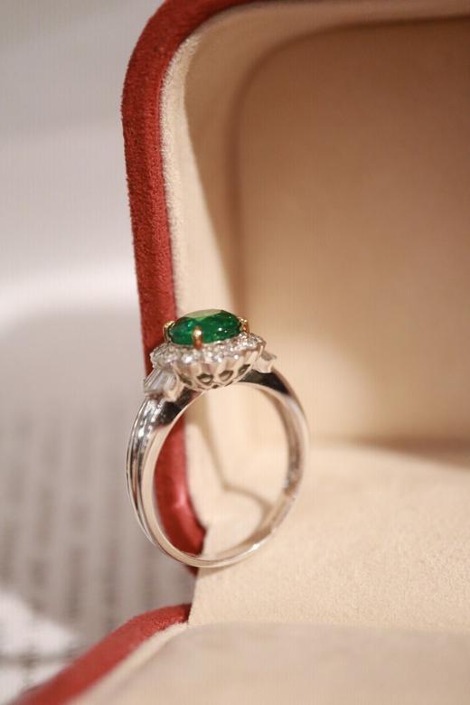 1.33ct 祖母绿戒指 商品图4