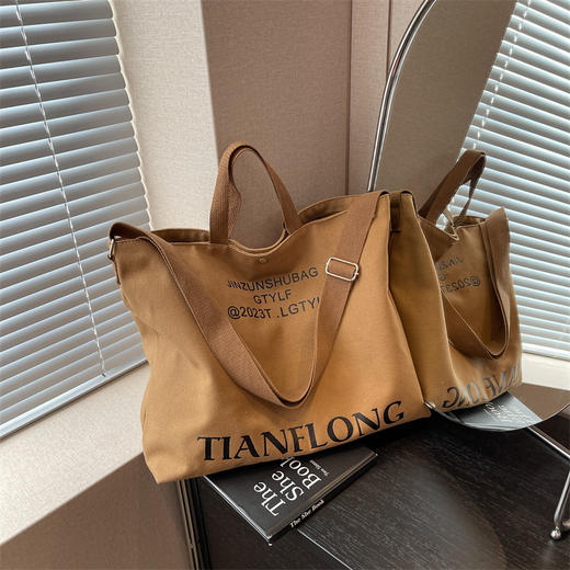 【卡莱亚ins帆布包】经典简约款 森系帆布单肩包女 新款大容量斜挎包学生上课休闲背包 百搭手提包 商品图2