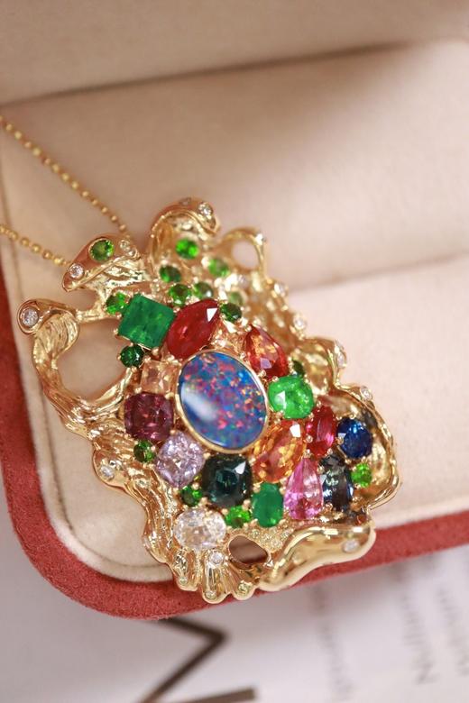 8.275ct 彩宝欧泊吊坠 商品图4