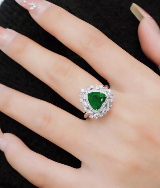 2.19ct 祖母绿戒指 商品图4