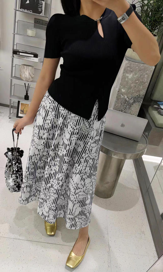 青黛色半裙HJ2B33 商品图1