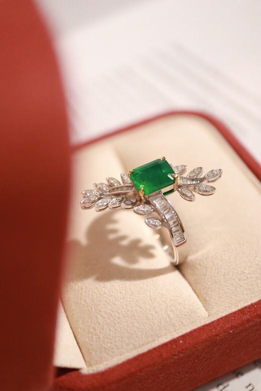 1.78ct 祖母绿戒指 商品图5