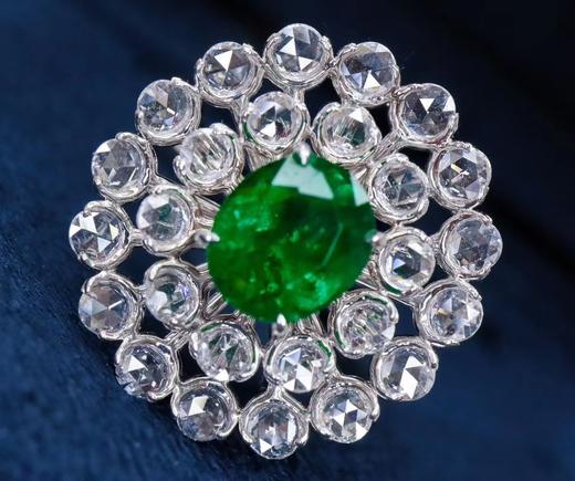 1.35ct 祖母绿戒指 商品图1