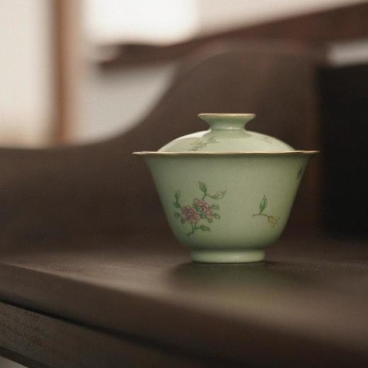 赋山叙 |石青花卉葵口盖碗 商品图0