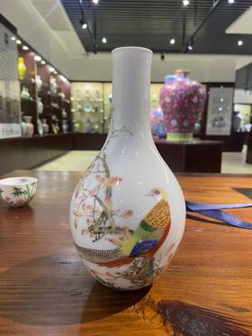 仿清乾隆珐琅彩花卉雉鸡题诗图胆瓶