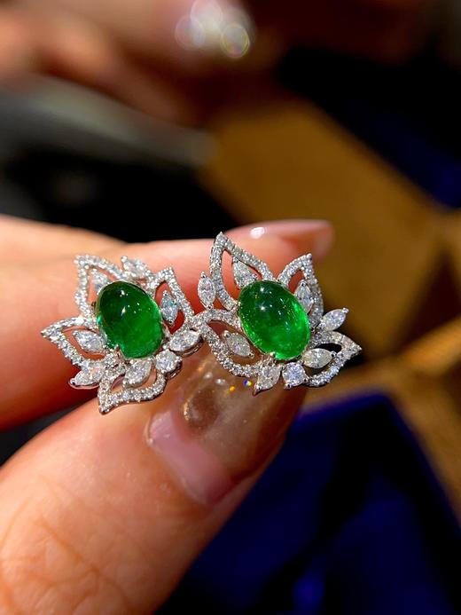 2.10ct 祖母绿耳钉 商品图2