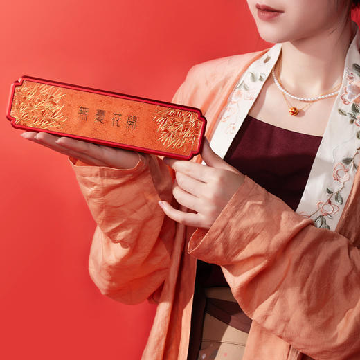 《无忧花开》吉祥圣花 看见花开 无忧无虑  足金 珍珠  十二朵金花合聚 一款三戴  送女神 送妈妈 送闺蜜 商品图5