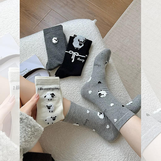 <曾小咸推荐> 卡通小羊羔中筒袜  商品图0