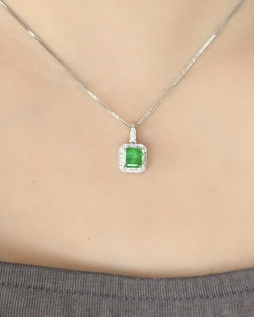 0.80ct 祖母绿吊坠 商品图4