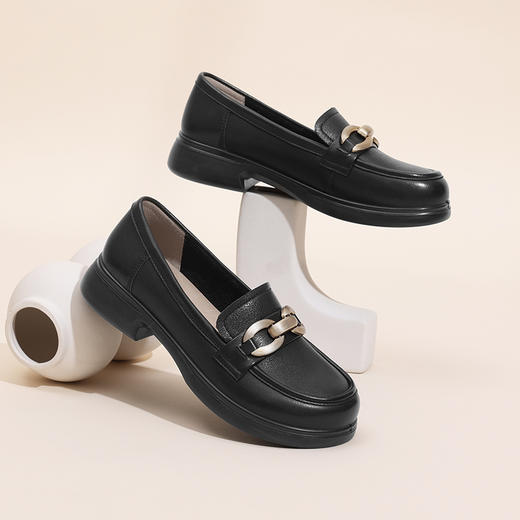 信诺2024秋季新款舒适透气单鞋时尚百搭轻便防滑妈妈鞋乐福鞋Q8681-13 商品图3