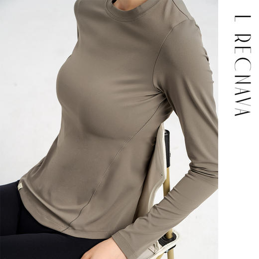 【高弹裸感抗起球】圆领修身长袖 弧形下摆显瘦打底衫 长度到小腹 商品图10