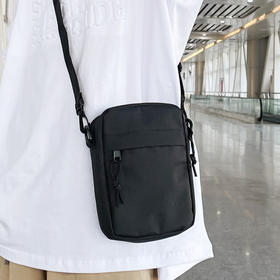 单肩包男2024新款 休闲小包手机包小挎包运动潮背包男士斜挎包