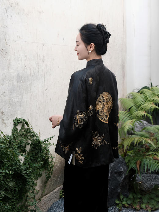 盛唐牡丹 |真丝香云纱手绣盘金绣外套 商品图3