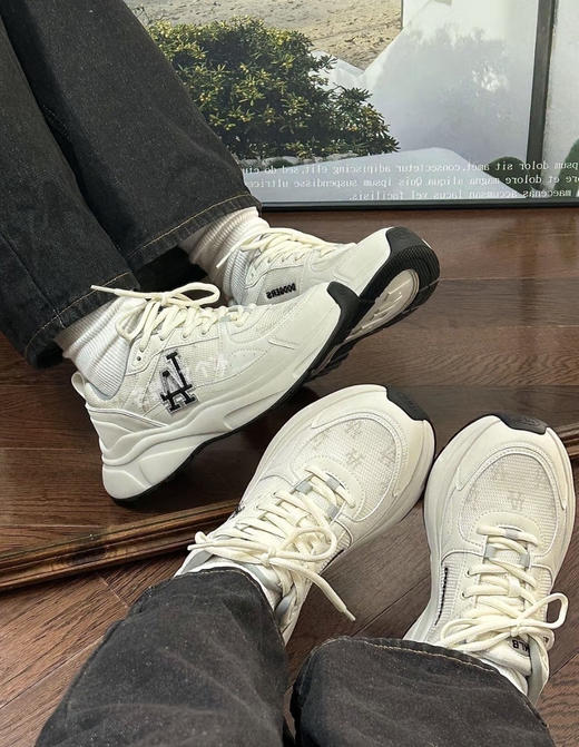 介绍链接丨3色 巨轻便!!! 脚感很舒服！【MLB满标复古老花休闲鞋】来啦~杀疯了杀疯了 商品图5