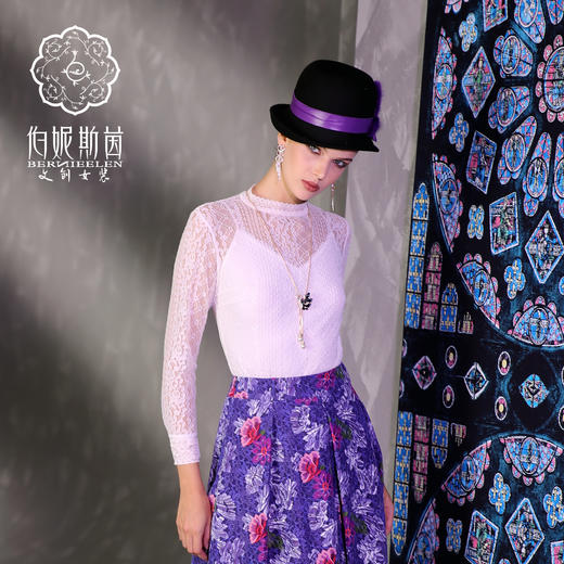 白色T恤3T6215（不含打底吊带）--太阳窗的幻想--《因汉而生--哥特》 商品图0