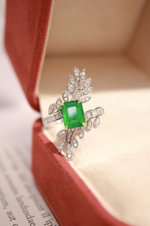 1.78ct 祖母绿戒指 商品图2