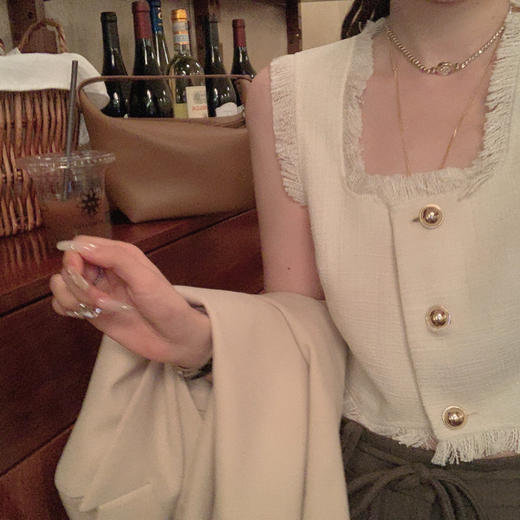 金蘑菇菇 桃乐丝下午茶 / 早春氛围感美人 可爱贵气吊带纯欲内搭 商品图2