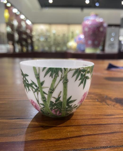 仿清雍正珐琅彩竹林月季纹杯 商品图0