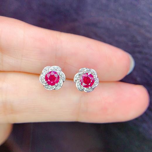 0.9ct 1.78g 红宝石耳钉 商品图5