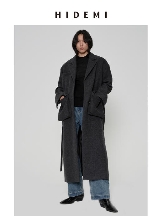 HIDEMI 极简大立体口袋设计感飞行员式领底呢手工式拼接宽肩大廓形绵羊毛厚款长款可拆卸腰带毛呢西装大衣外套 深灰色/藏蓝色 商品图7