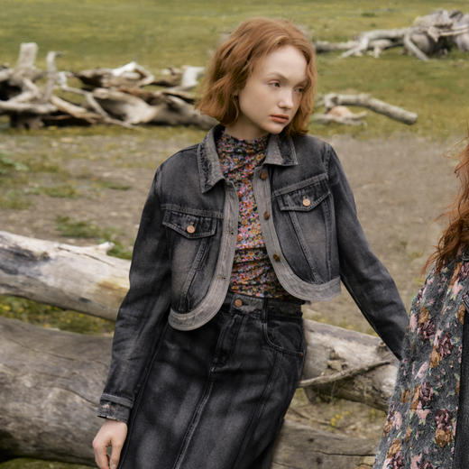 谜底牛仔外套女2024秋季新品复古风翻领短款水洗牛仔服243MW1049 商品图0