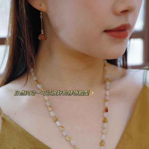 正宗印度迈索尔百年老料老山檀特别定制款：印度老山檀手工雕刻莲花耳环+六字箴言路路通吊坠！木质调的首饰太适合秋冬啦～～香气自然纯粹、治愈 商品图5