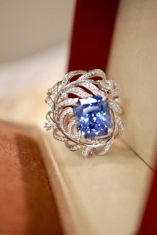 5.06ct 蓝宝石戒指 商品图1