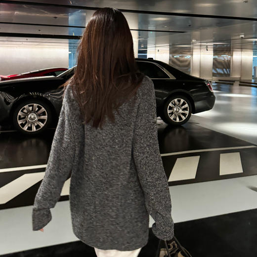 ROMI STUDIO “法式优雅” 康宝莱绵羊毛混纺廓形针织开衫 432WS172 商品图2