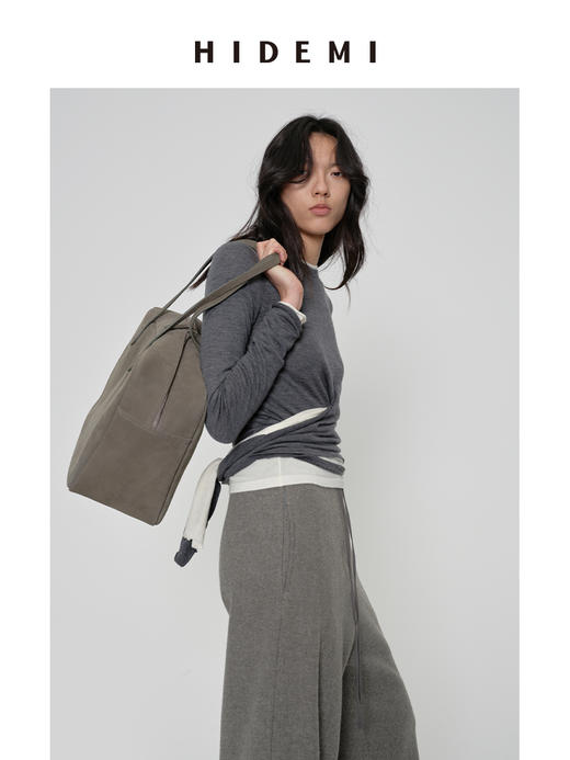 HIDEMI 进口澳洲极细美利奴羊毛圆领绑带设计感多穿式长袖毛衣 炭灰色/原白色 商品图3