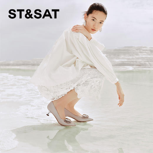 星期六优雅蝴蝶绸缎质感跟鞋SSC3111183 商品图3