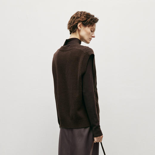 【商场同款】麦檬冬毛衫背心5EB133221 商品图4