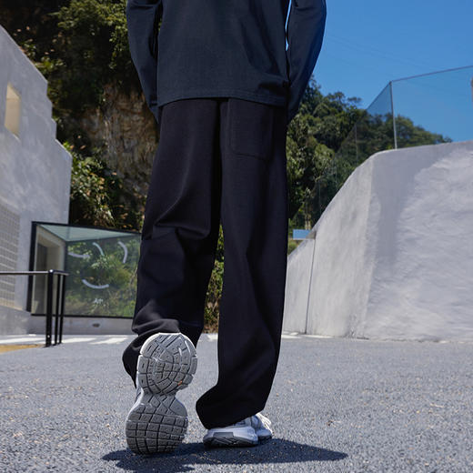 YKYB新款趣味蜜蜂斜纹肌理百搭直筒卫裤休闲裤 商品图3