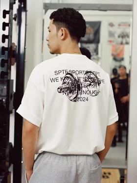 SUPERTOFU(SPTF)/CDT-SS24-T030/凉感抗皱排汗 哑铃图案 短袖T恤