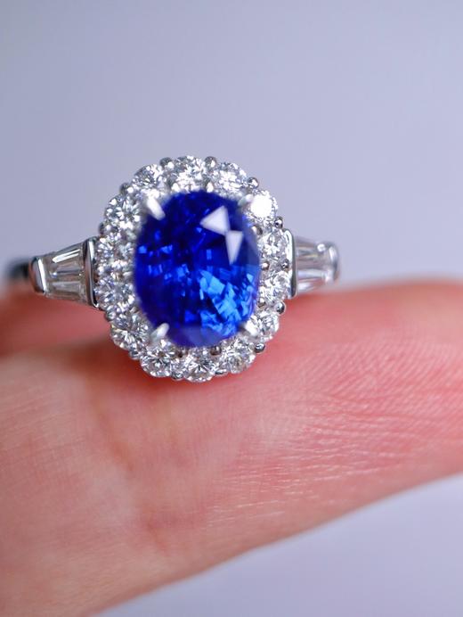 2.06ct 4g 蓝宝石戒指 商品图0