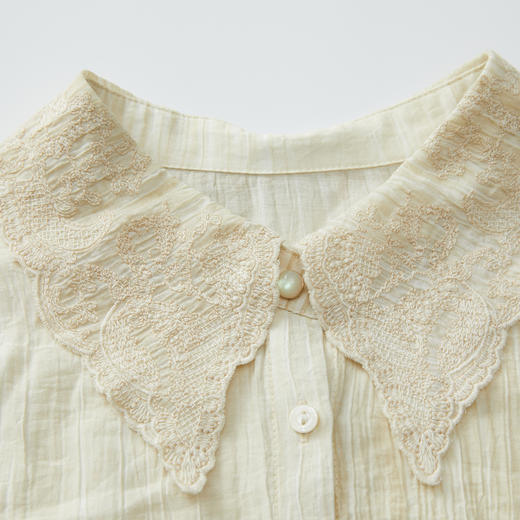 谜底衬衫长袖女2024秋季新品通勤风翻领褶皱感刺绣衬衣243MC1132 商品图3