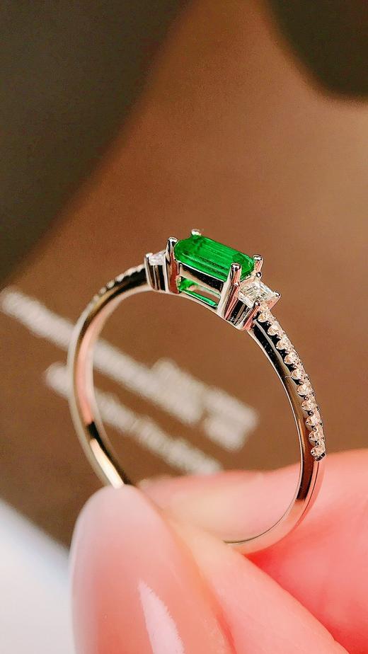 0.28ct 祖母绿裸石 商品图1